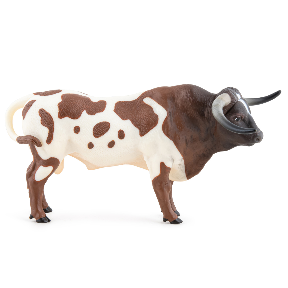 Papo Longhorn Bull side view
