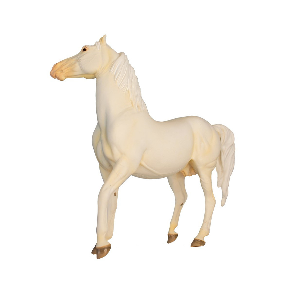 WIA Horraw Studios Marwari Stallion Dominant White