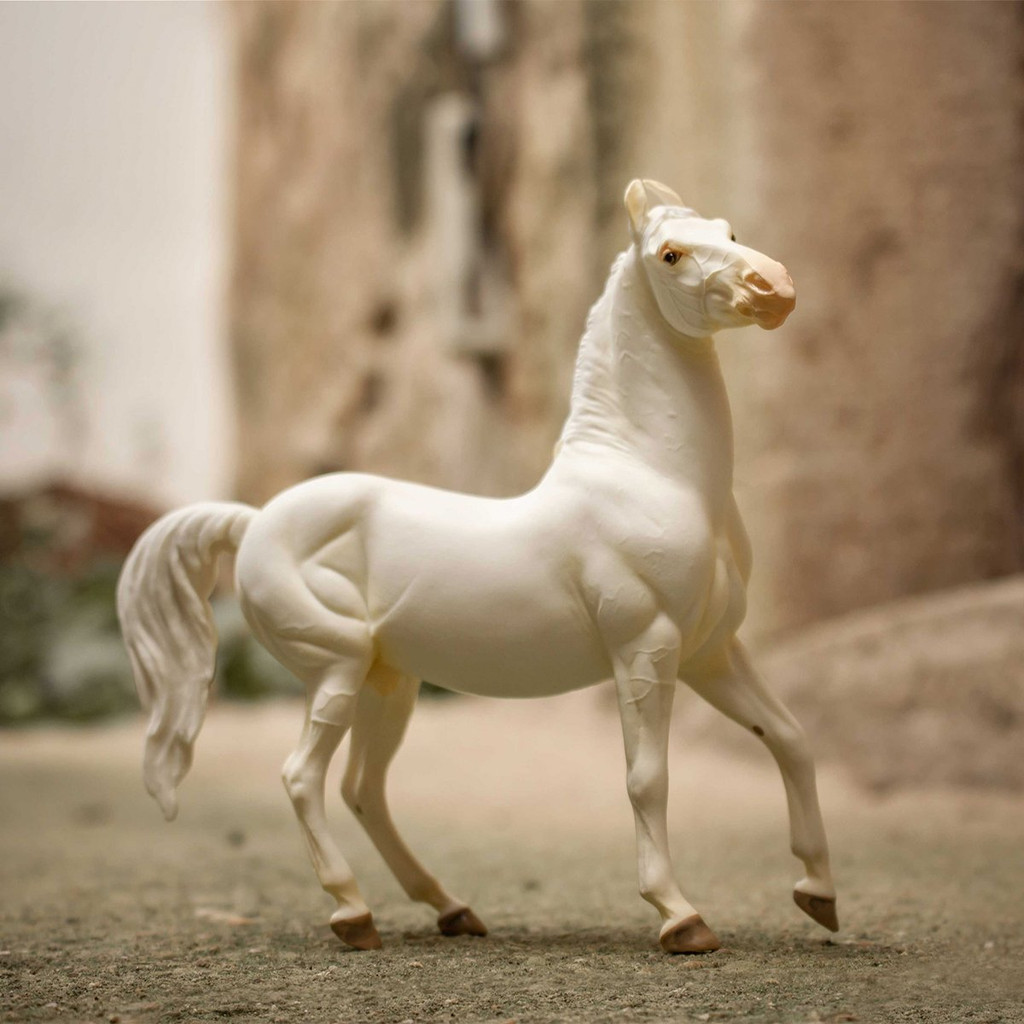 WIA Horraw Studios Marwari Stallion Dominant White