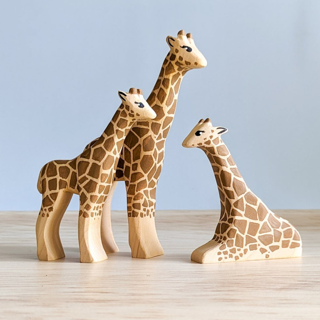 NOM Handcrafted Giraffe Sitting