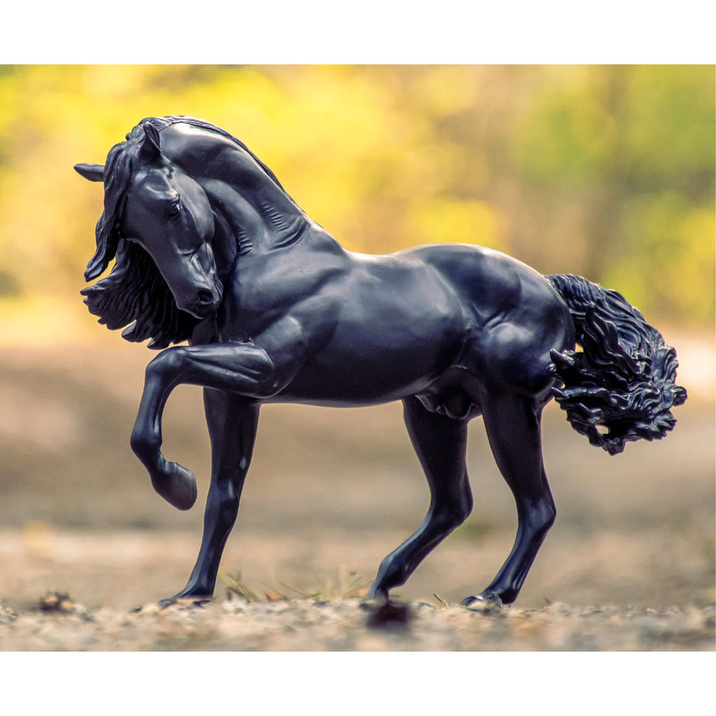 Breyer Traditional Sjoerd Friesian