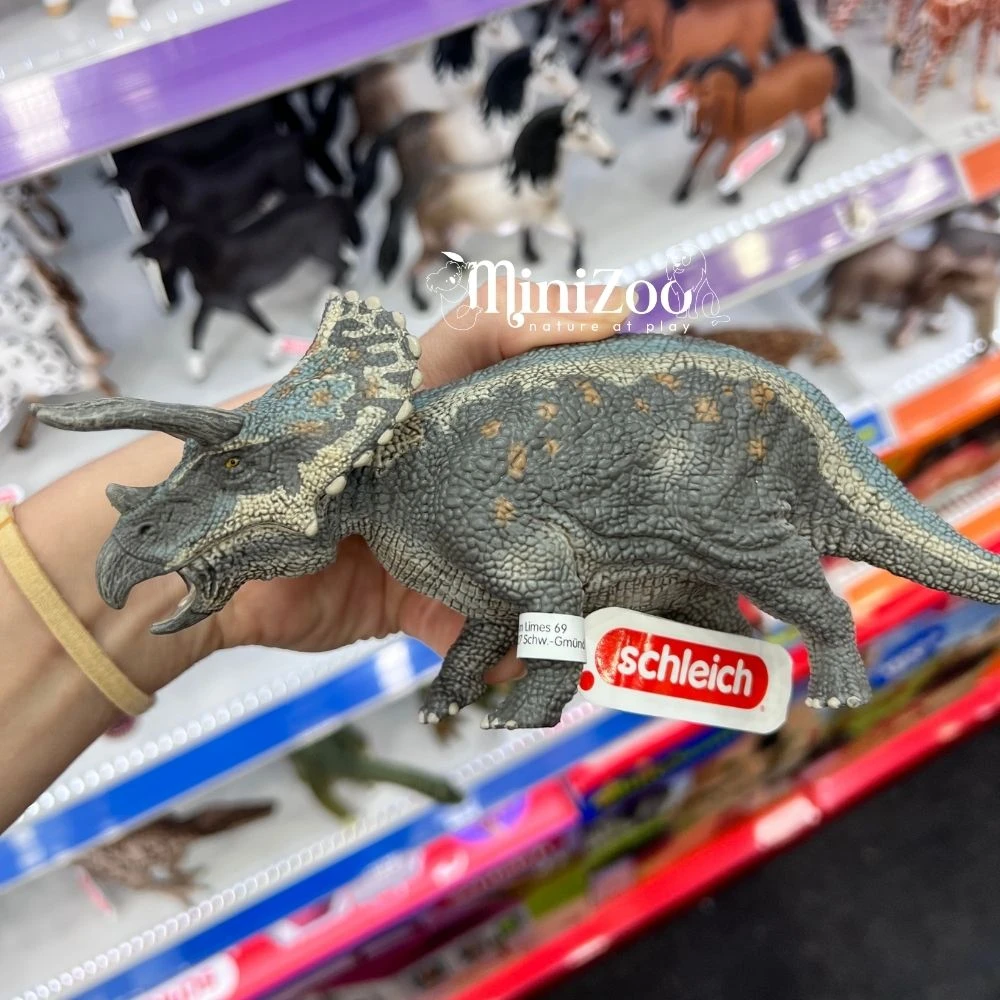 Schleich 15050 Triceratops with moving head