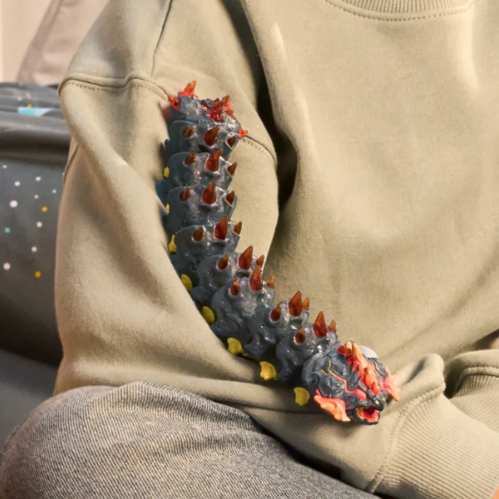 Schleich Lava Worm Eldrador figurine lifestyle