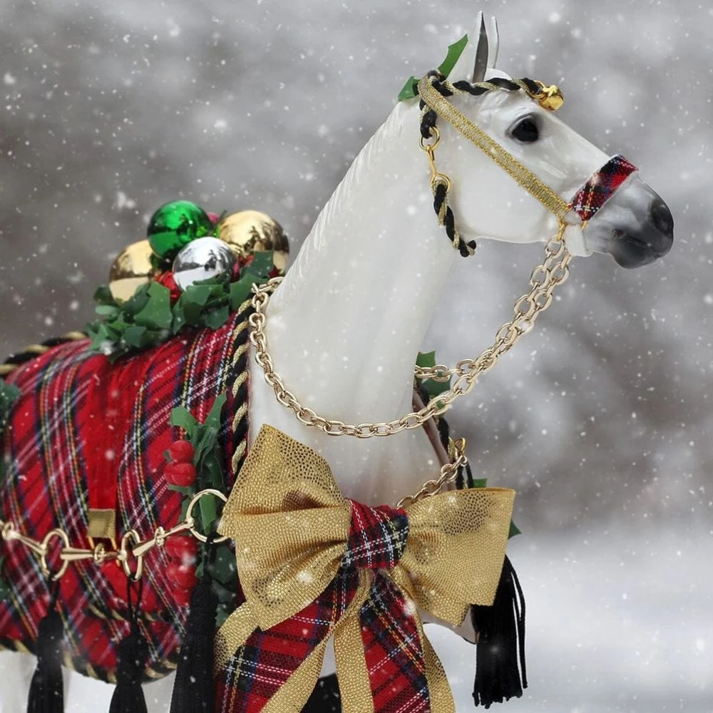 Breyer Traditional Holiday Horse 2026 Holiday Homecoming lifestyle