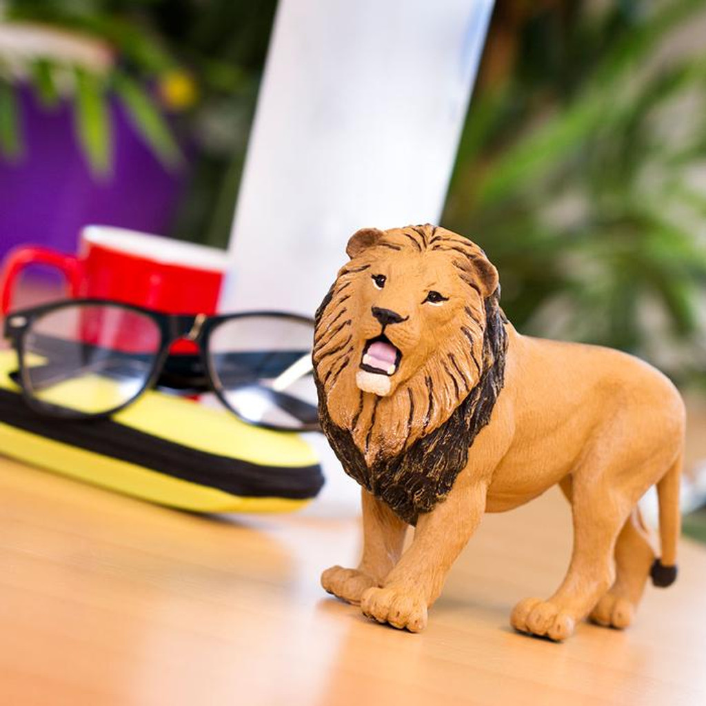 Safari Ltd Lion Jumbo