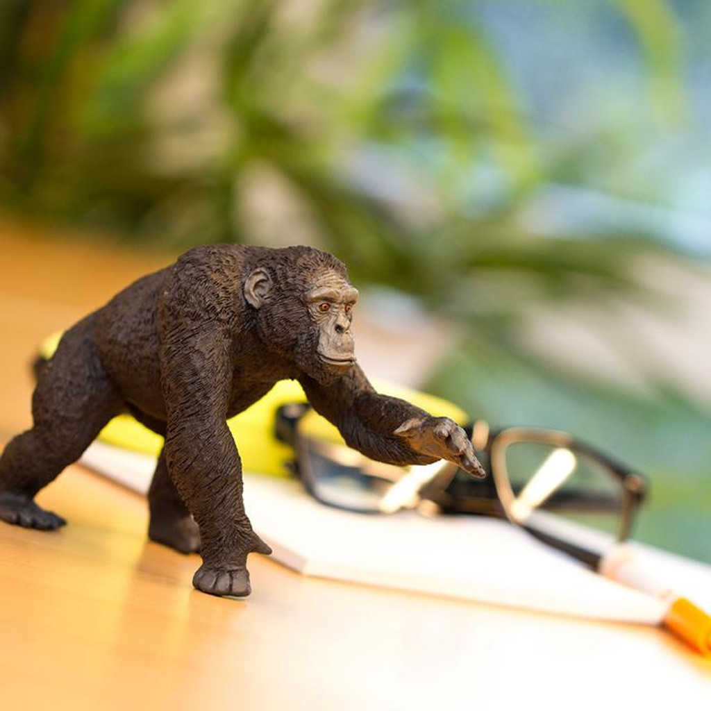 Safari Ltd Chimpanzee Jumbo