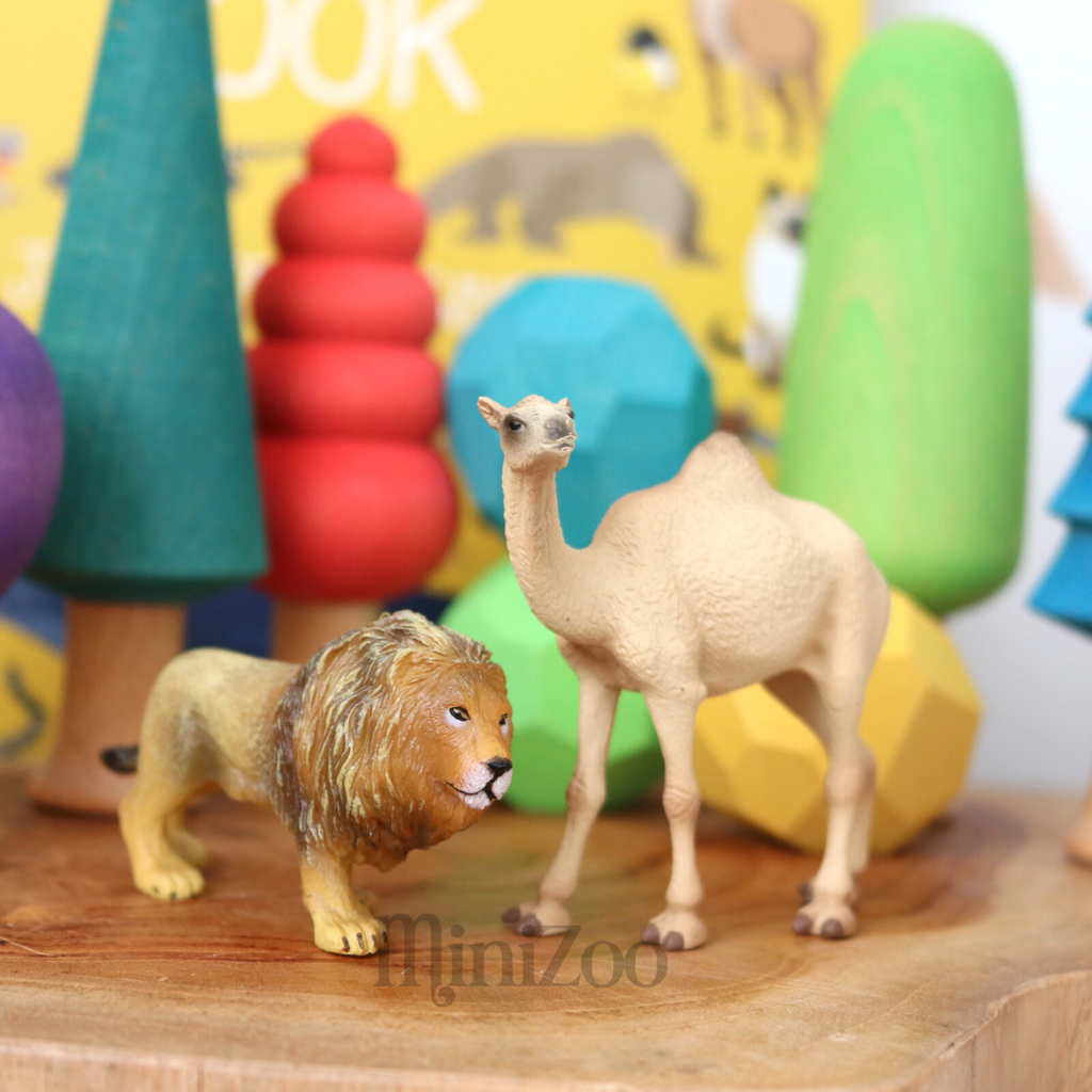 Science and Nature Lion Small