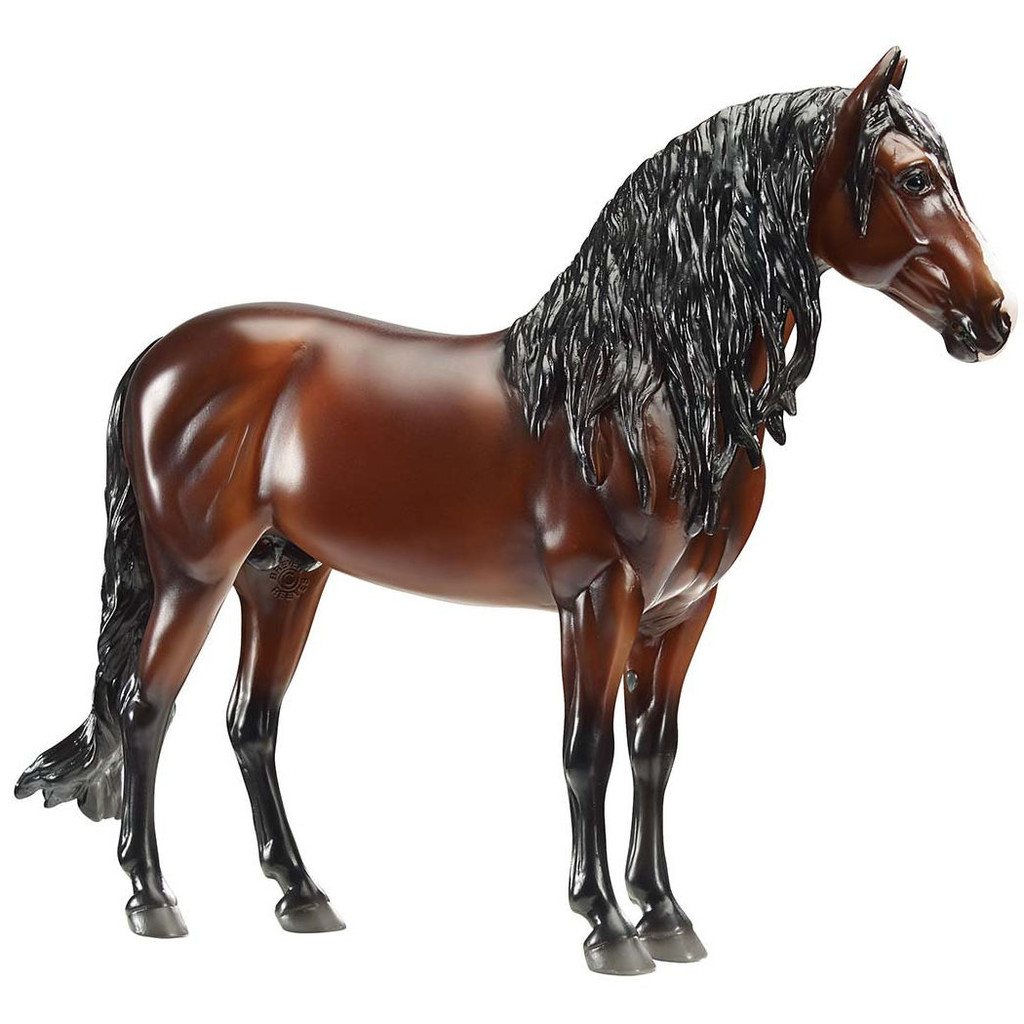 Breyer Dominante XXIX model horse traditional size