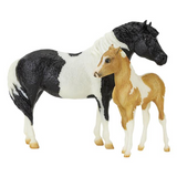 Breyer Traditional The Phantom & Misty Breyer Traditional The Phantom & Misty