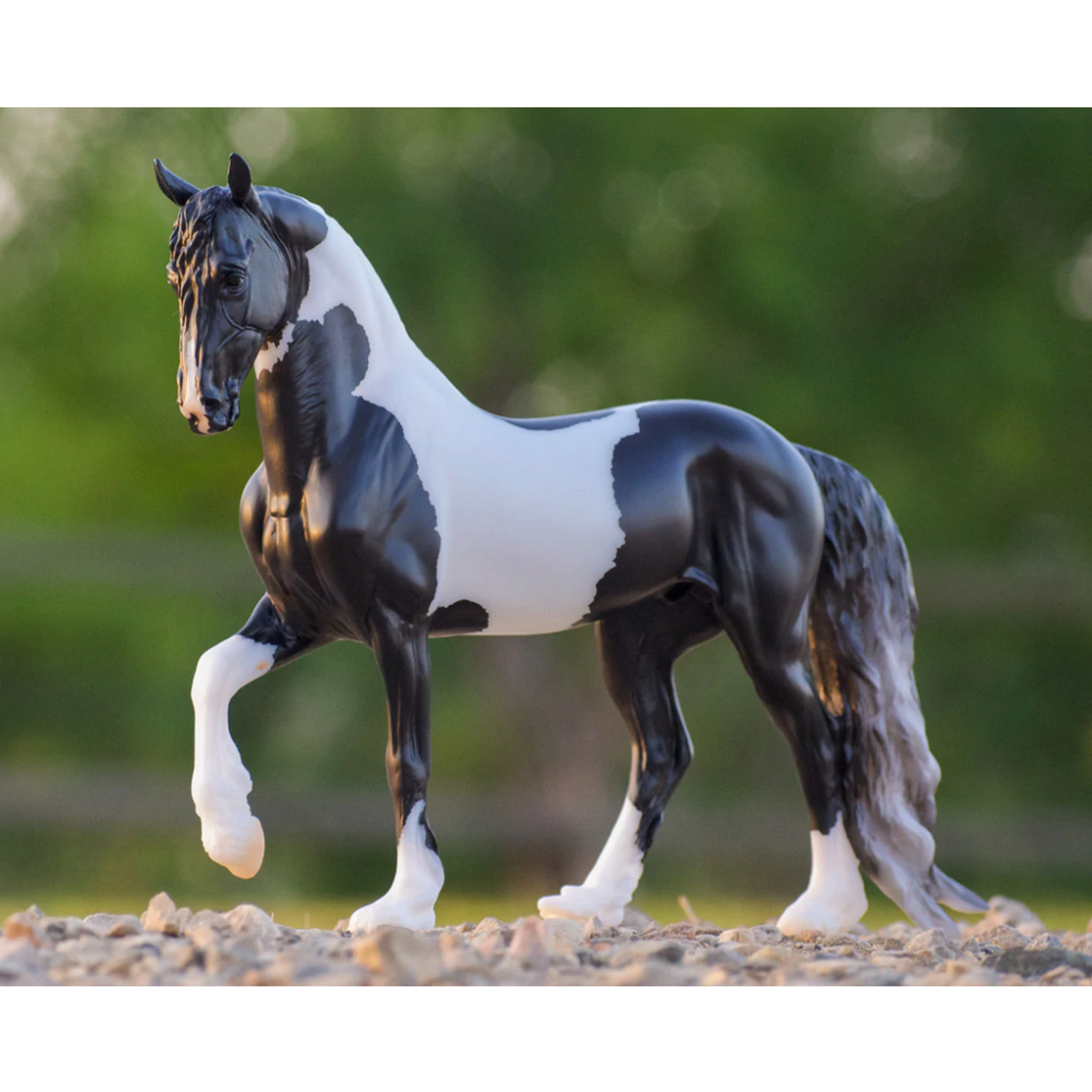 Breyer Traditional TSC Exclusive - Lefty, Pinto Sporthorse at Tractor  Supply Co.