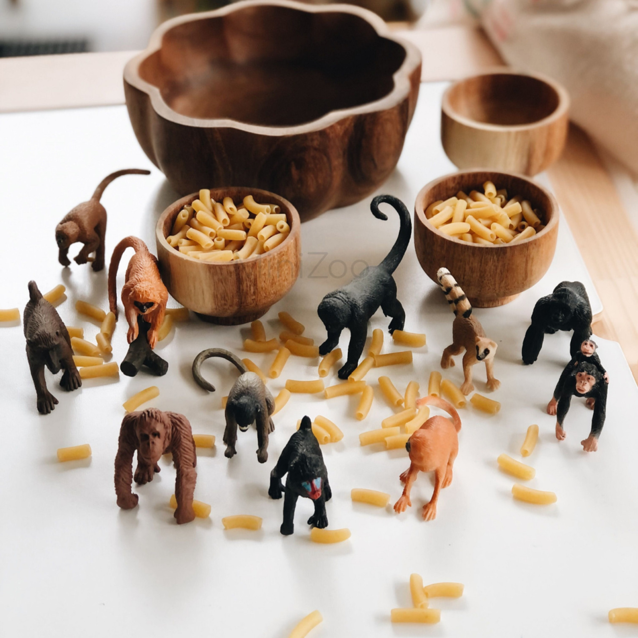 Safari Monkey & Apes Plastic Miniatures Toob