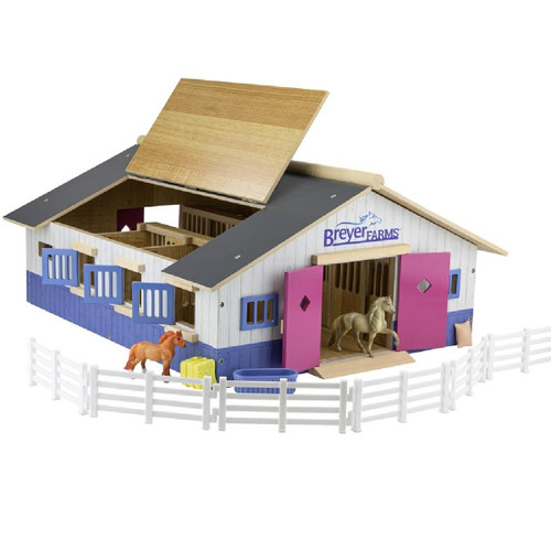 Breyer Stablemates Farm Deluxe Stable Playset