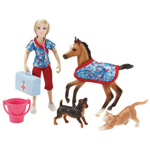 Breyer Day At The Vet figures