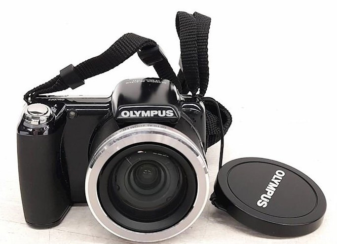 Olympus SP-815UZ 14.0MP Digital Camera