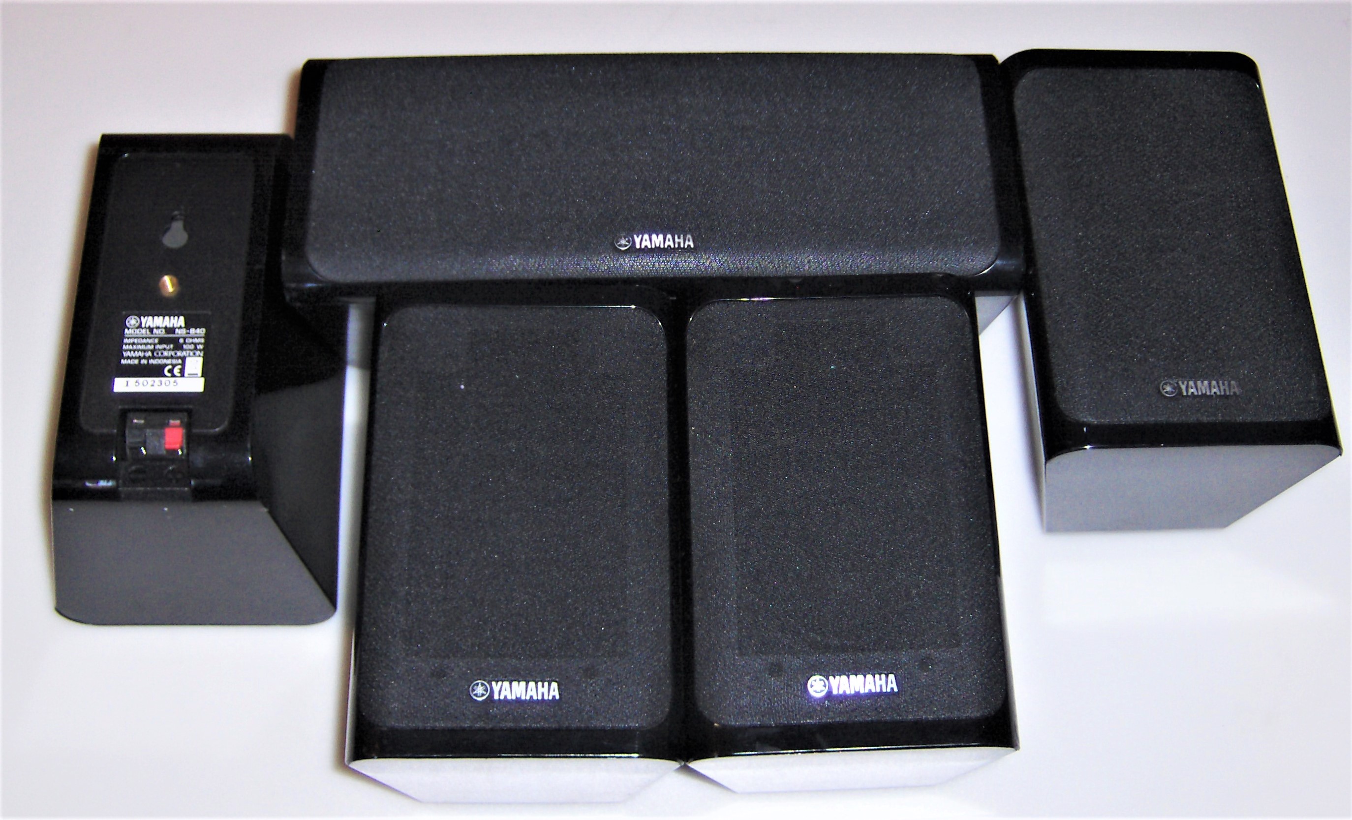 Yamaha NS-c40,NS-B40 Receiver Speakers 5x100W-6 oHm