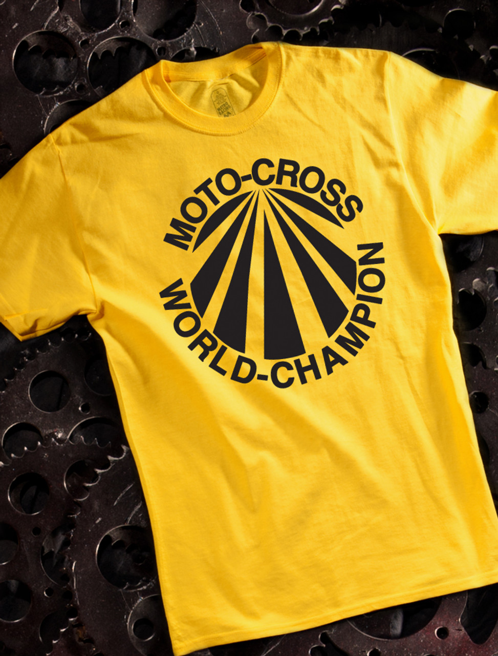 Suzuki World Mens Tee - MetroRacing