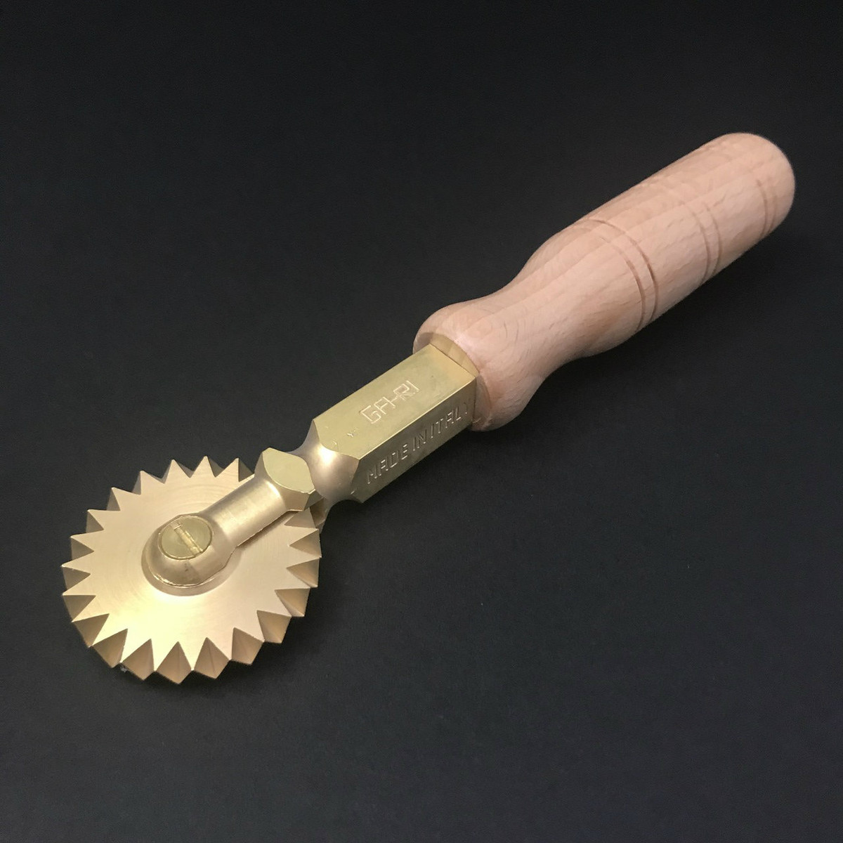 Professional Pasta Cutter Wheel - Fluted