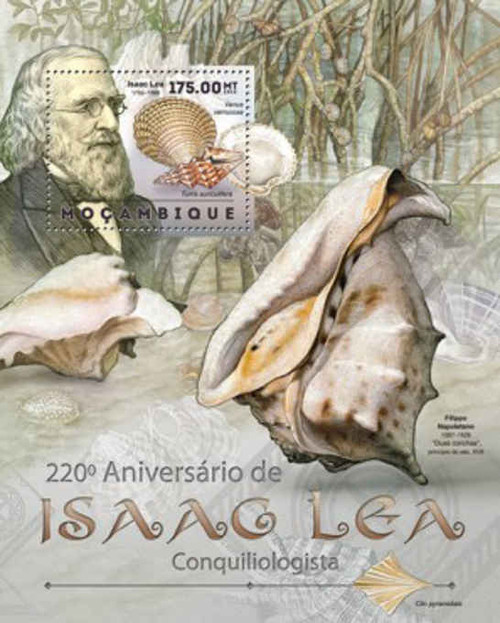 Mozambique - Lia Isaac & Shells - Stamp Souvenir Sheet - 13A-1083