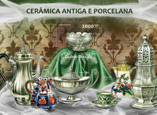 Guinea-Bissau - Pottery & Porcelain - Stamp Souvenir Sheet - GB13218b