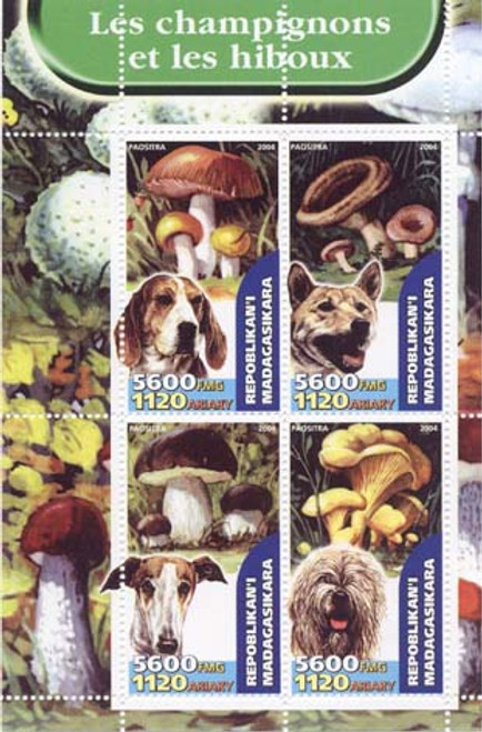 Dogs And Mushrooms On Stamps M0747