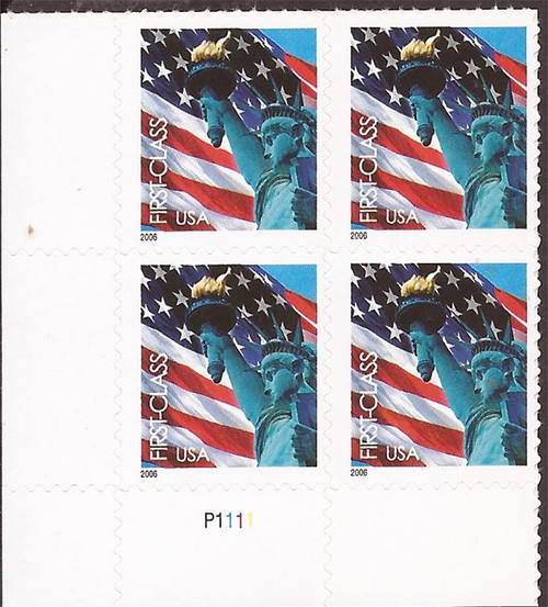 US Stamp - 2005 (39c) Flag & Statue of Liberty - 4 Stamp Pl Blk #3966 