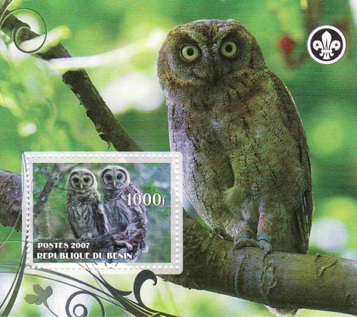 Exotic Owls - Mint Stamp Souvenir Sheet - 2B-104