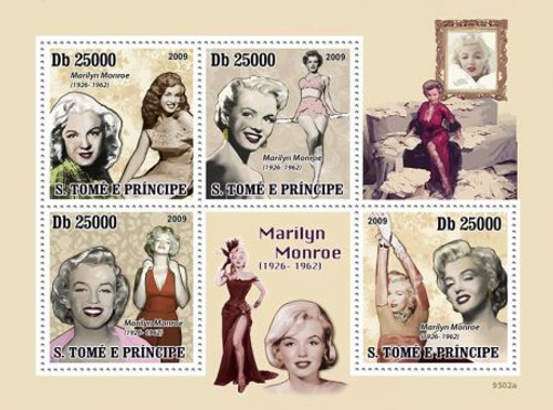 St Thomas - Marilyn Monroe 4 Stamp Mint Sheet