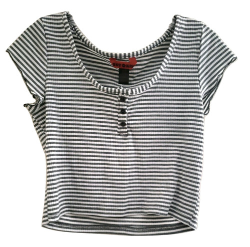 Button Stripe Crops