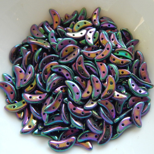 30 Beads - Crescent CzechMates 2-Hole - Iris Purple - Czech Glass