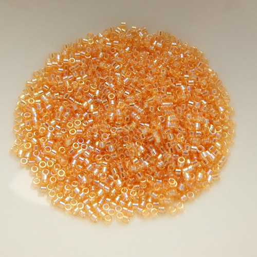 11/o Delica Beads Transparent Lt Amber AB 5g Miyuki Cylinder DB100 100