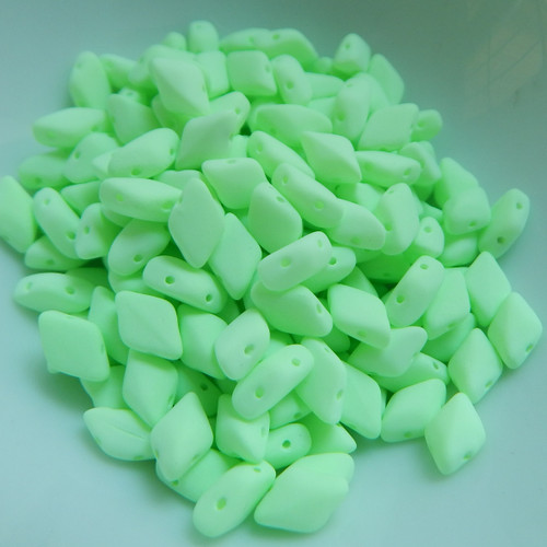 Gemduo - 40 Beads - Two Hole Beads Bondeli Matte Lime Czech Glass Beads