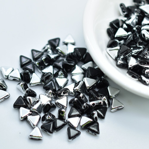 Kheops® par Puca® (25 Beads) Jet Silver 6mm 2-Hole Triangle Shape Glass
