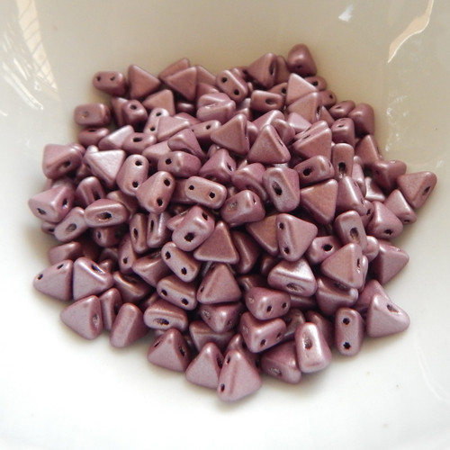 Kheops® par Puca® (25 Beads) Metallic Matte Dark Plum 6mm 2-Hole Triangle Shape Glass