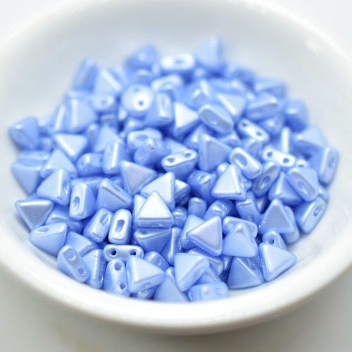 Kheops® par Puca® 25 Beads Pastel Light Sapphire 6mm 2-Hole Triangle