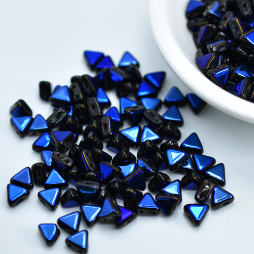 Kheops® par Puca® (25 Beads) Jet Azuro 6mm 2-Hole Triangle Shape Glass