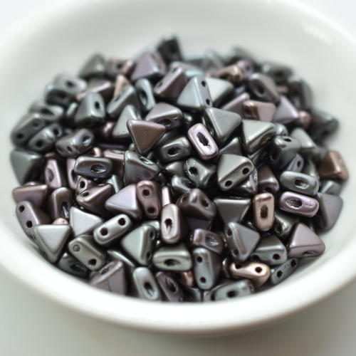 Kheops® par Puca® 25 Beads, Grey Rainbow, 6mm 2-Hole Triangle Shape