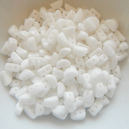 KOS® PAR PUCA® (50 Beads) -Opaque White - 6x3mm 2-hole