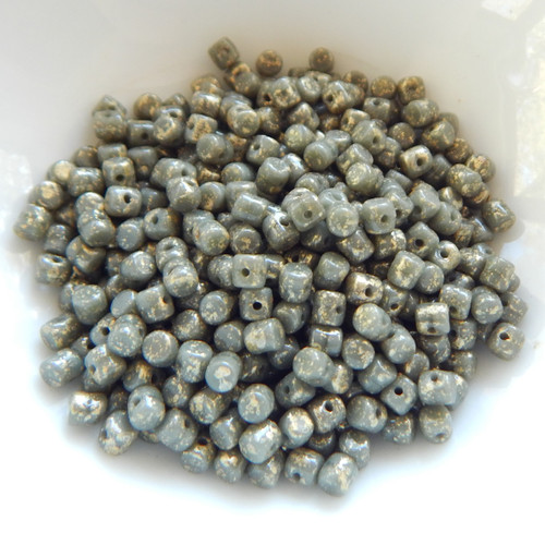 Minos Par Puca® 5 grams - Opaque Dark Grey Splash - 2.5x3mm Cylinder