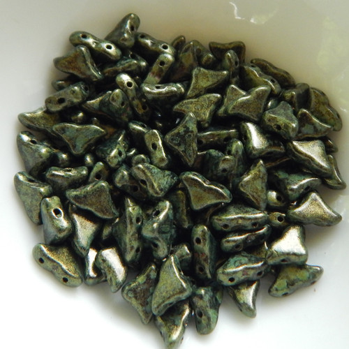 20 Beads - Helios® par Puca® Paris Metallic Green Spotted - Czech Glass