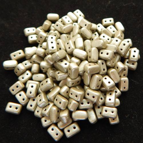 IOS® PAR PUCA® (50 Beads) Matte Metallic Beige 5.5x2.5mm 2-hole Rectangle