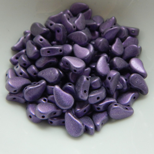 30 Beads - Paisley Duo Two Hole Metallic Suede Purple Czech Glass