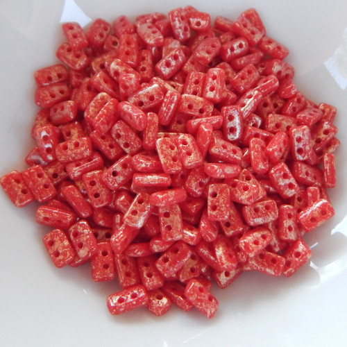 5 grams - Piros® par Puca® Paris - Opaque Coral Red Splash - Czech Glass