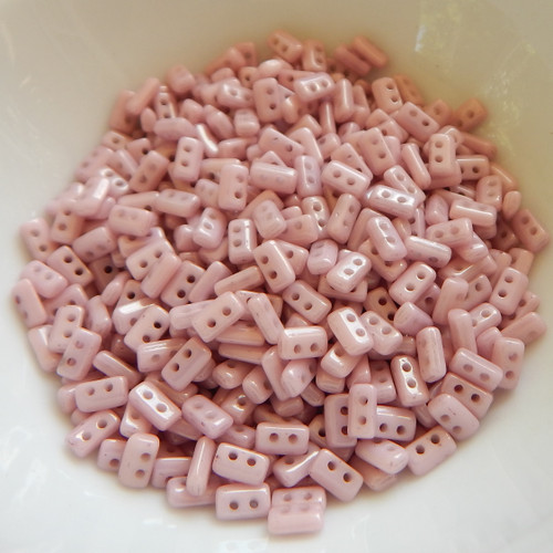 5 grams - Piros® par Puca® Paris - Opaque Light Rose Ceramic Look - Czech Glass
