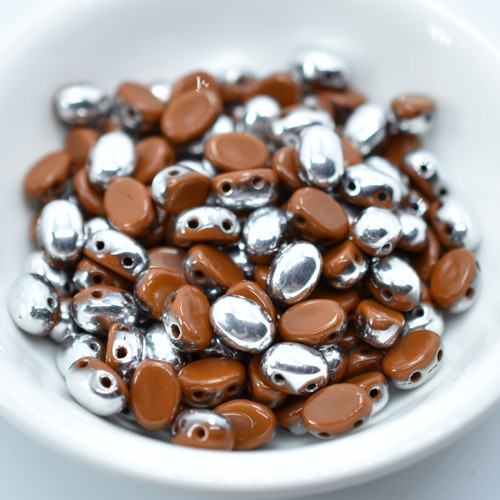 Samos® par Puca® (20 beads) 2-Hole 7x5mm Oval - Opaque Choco Silver