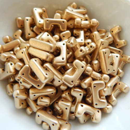 12 Beads - Telos® par Puca® Paris - Light Gold Matte - Czech Glass