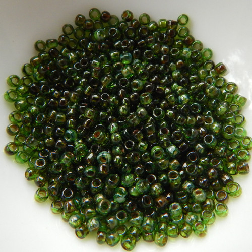 8/o TOHO Seed Beads HYBRID Transparent Peridot Picasso 25 grams No. Y318