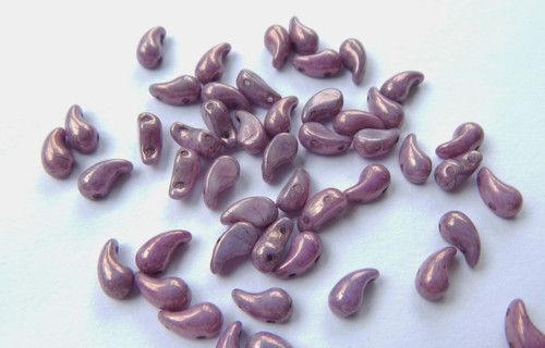 Zoliduo Left Alabaster Lilac Vega Luster (30 Beads) Czech Glass