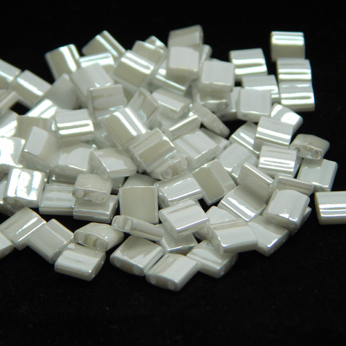 Tila 5g White Pearl 2-Hole 5mm Square Miyuki Beads No. 420