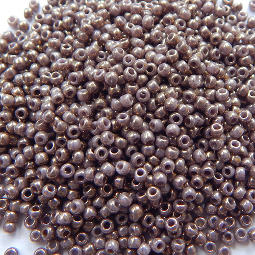 11/o TOHO Seed Beads Guilded Gold Marble Lavendar 25g