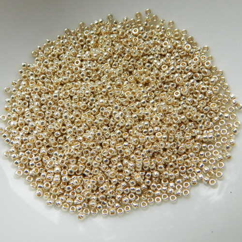 15/0 TOHO Seed Beads PermaFinish Aluminum 10 Grams No. PF558